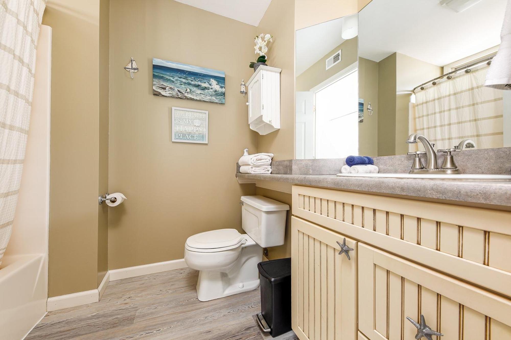 Gorgeous 2 Bedroom Lake View Condo Traverse City Exterior foto